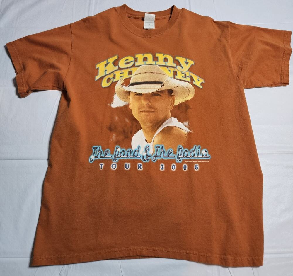 Vintage 2006 Kenny Chesney Tour T Shirt Mens M Road Radio Country Concert